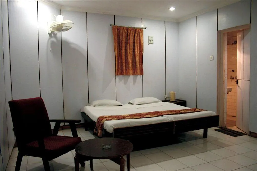 Ranjit Hotel Agra  India